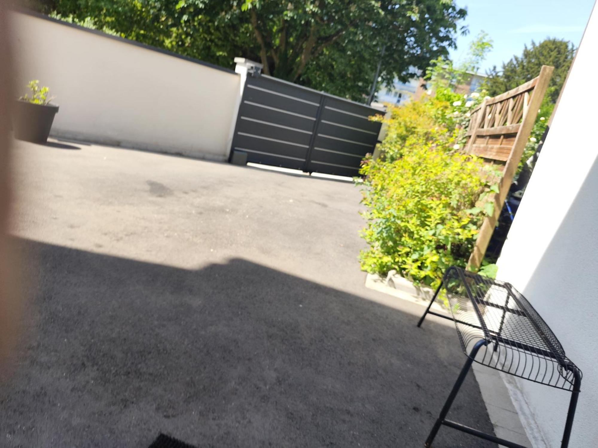 Escapade Pres De Lille - Appartement Charmant Avec Terrasse Et Parking Privee Mons-en-Baroeul Buitenkant foto