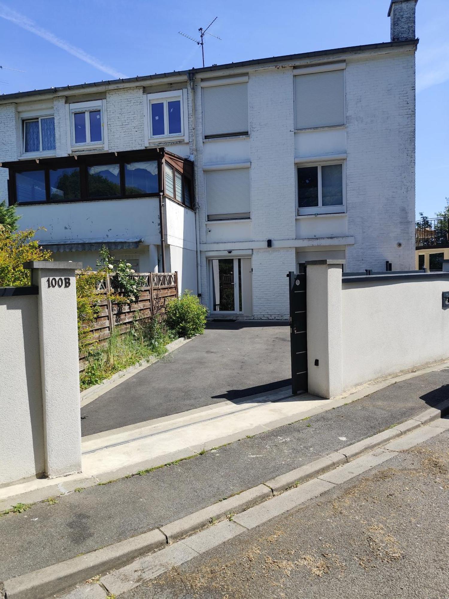 Escapade Pres De Lille - Appartement Charmant Avec Terrasse Et Parking Privee Mons-en-Baroeul Buitenkant foto